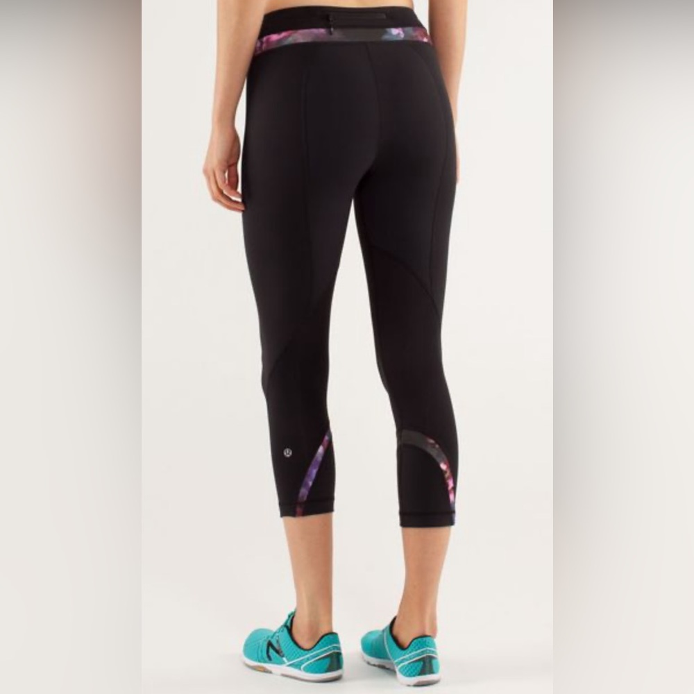 Lululemon Run: Inspire Crop II